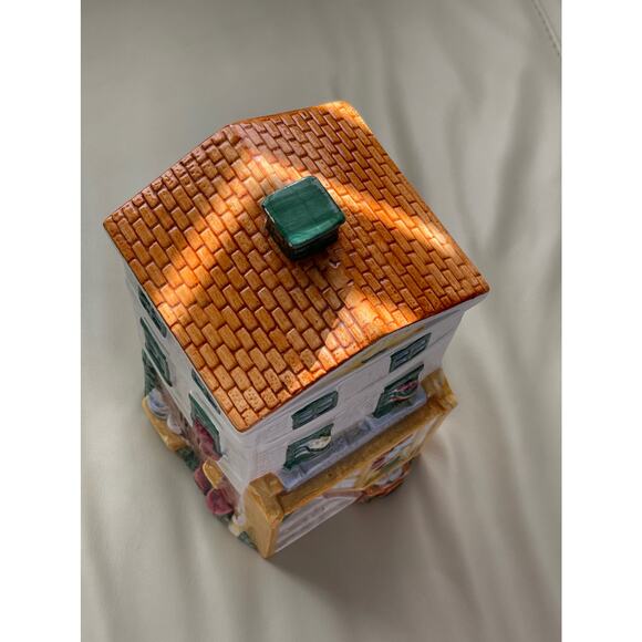 Vintage General Store Ceramic Cookie Jar - Picture 5 of 9